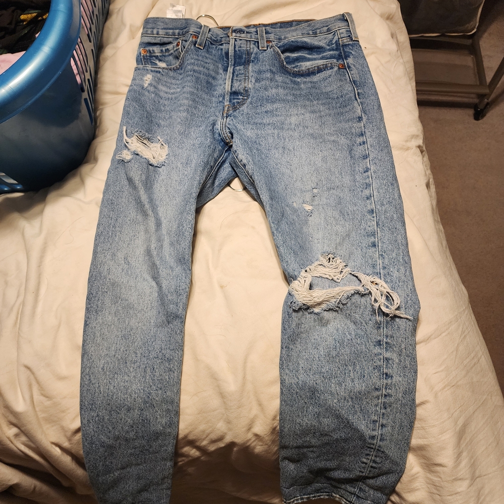Levis Blue Distressed Jeans
